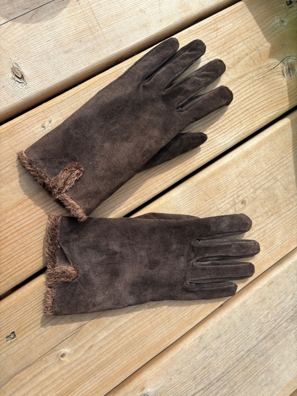Brown Suede Gloves Women’s LG